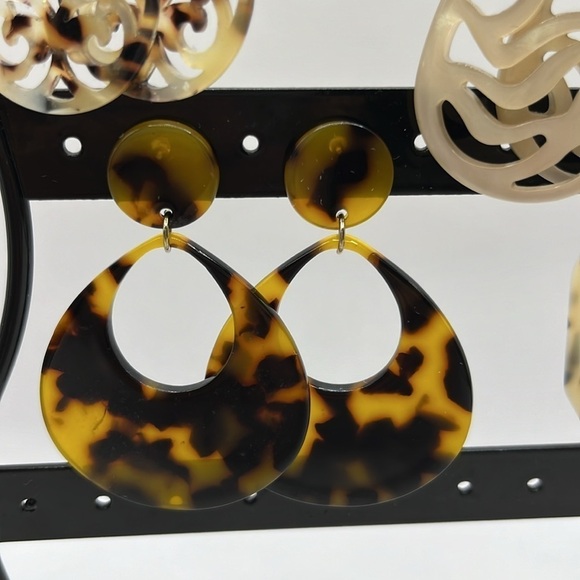 Earrings Resin 5 Pairs Brown Beige Black White Neutral Summer Earrings - Picture 6 of 15